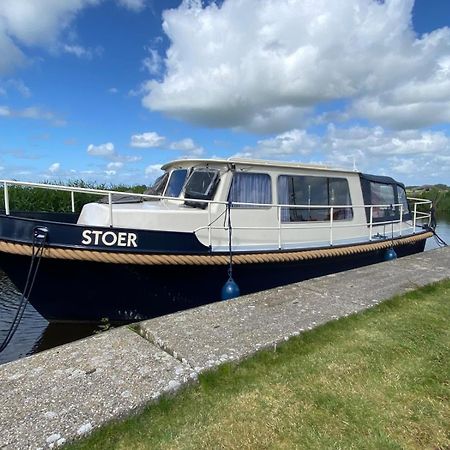Boat Stoer - Inclusief Sloep Jutrijp エクステリア 写真