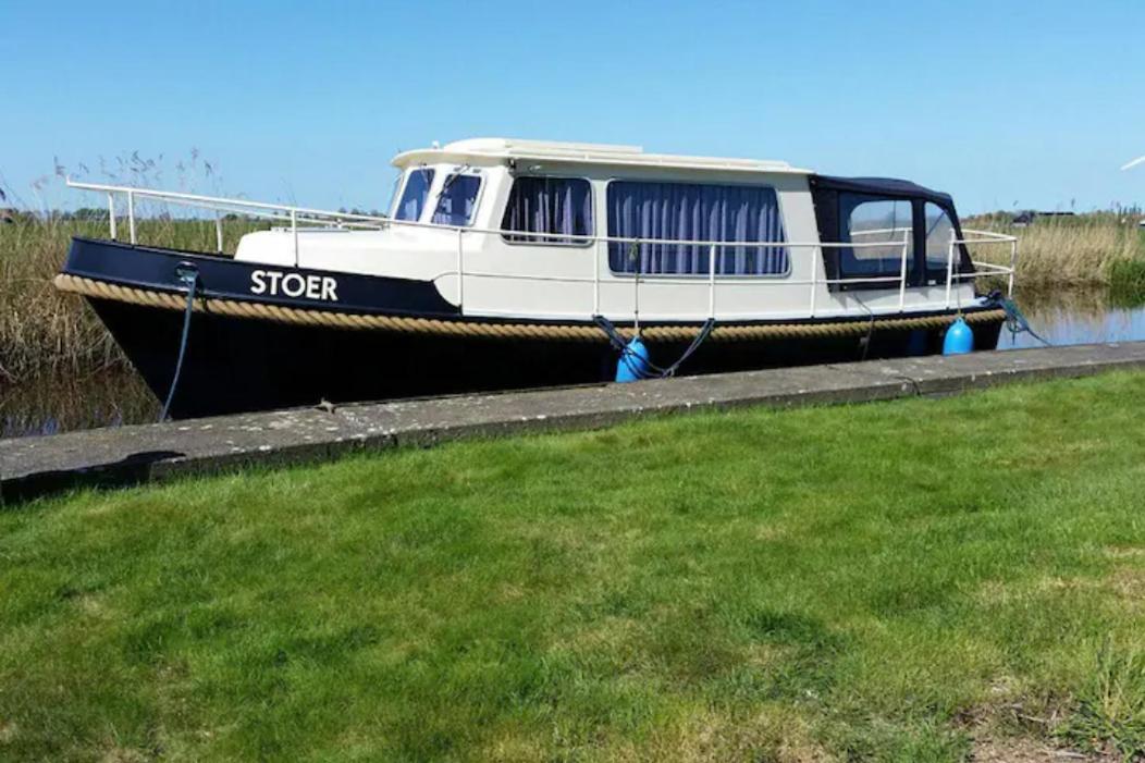 Boat Stoer - Inclusief Sloep Jutrijp エクステリア 写真