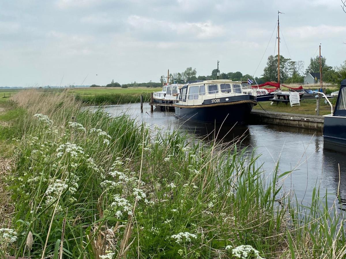 Boat Stoer - Inclusief Sloep Jutrijp エクステリア 写真