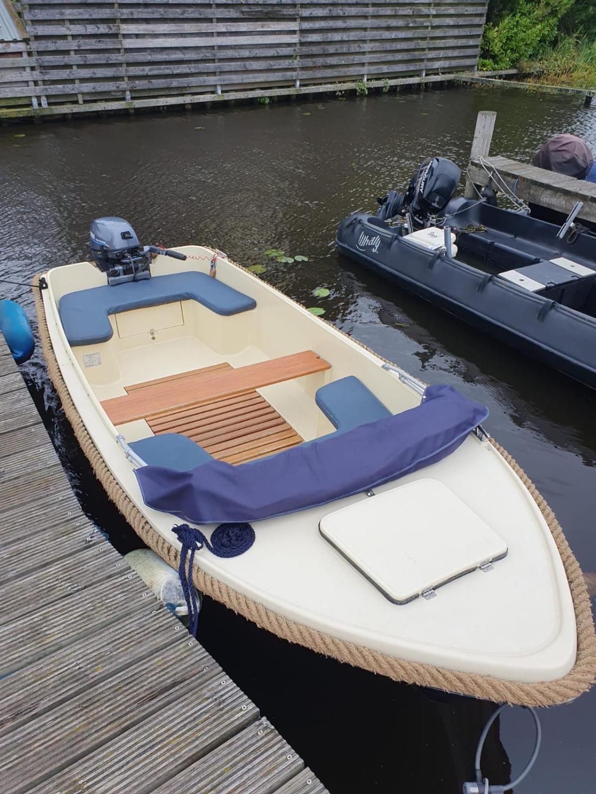 Boat Stoer - Inclusief Sloep Jutrijp エクステリア 写真